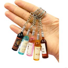 Porte-clés Longes Mignon Nouveauté Résine Bière Bouteille De Vin Porte-clés Couleur Assortie Pour Femmes Hommes Sac De Voiture Porte-clés Pendentif Accessoires W Dhl3P