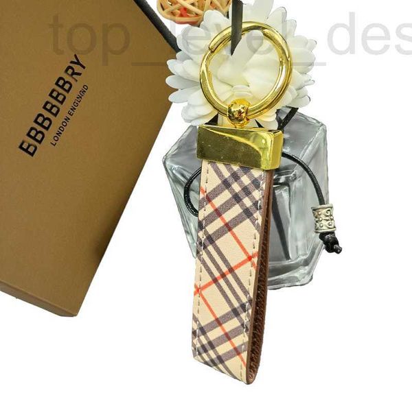 Keychains Designer Diseñador Classic Keychain Women's Plaid Coin Purse Pends Cart Builing Regalo 9uk9