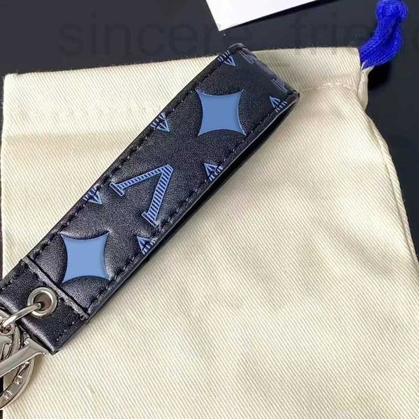 Keychains Lanyards Designer Key Chain Keyring portefeuille Cherry Keychain portable en cuir en cuir portable porte-monnaie Unisexe Men de femmes