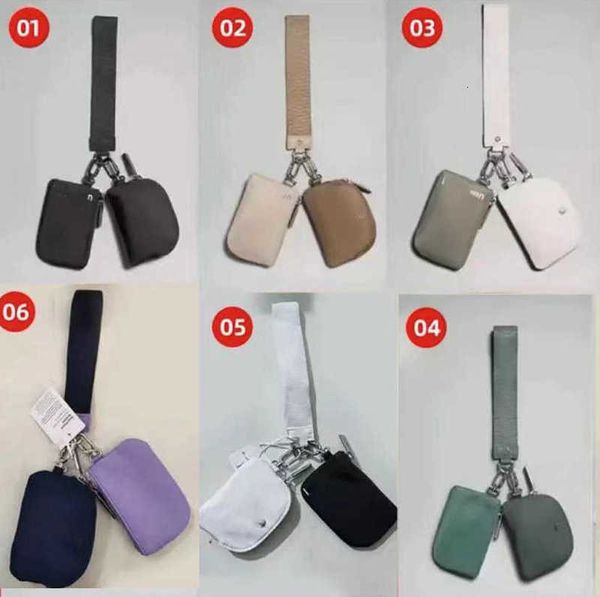 Llaveros Lanyards diseñador lulu -Llavero de metal Nueva bolsa dual Pochette Correa doble impermeable Mini bolsa de yoga Llavero desmontable 11P2