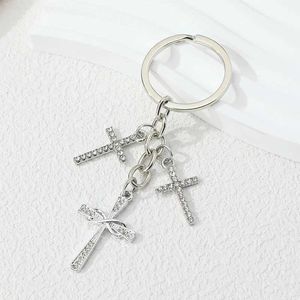 Keychains lanyards mode kruis Jezus legering zilveren kleur religieuze sleutelringen voor vrouwen mannen diy auto hangende punk eenvoudige sieraden handgemaakt Q240403