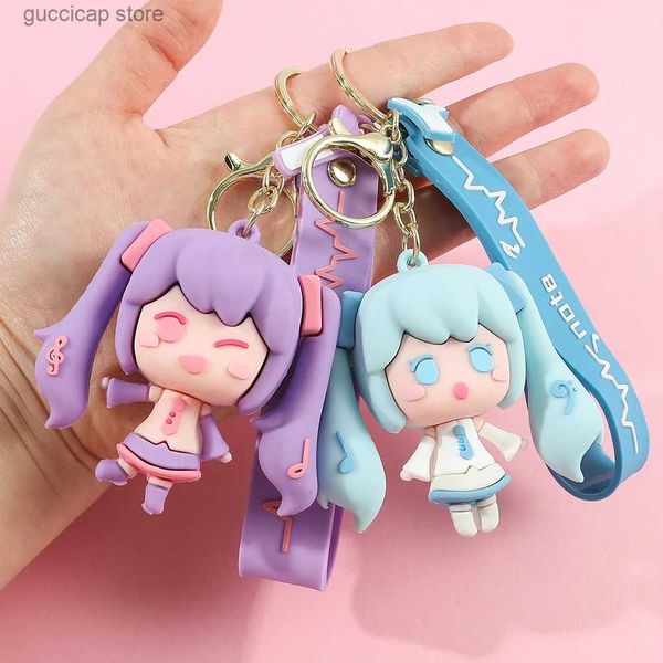 Llaveros Cordones Hatsune Miku Llavero Anime Figura 6 cm PVC Llavero Adornos Regalos Colgante Couplen Linda Muñeca Bolsa de coche Llavero Regalo de cumpleaños Y240316