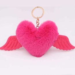 Keychains Lonyards Heart Ailes Love Hair Ball Keychain Pendant Sac en peluche Girl Ornements Car Cute Gift LlAVEROS PARA MUJER POM