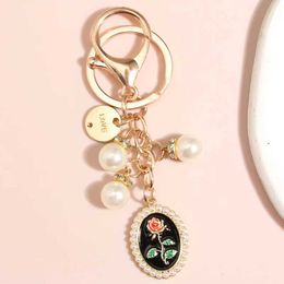 Keychains Lonyards ins Creativity Kechechain Handmade Love Pearl Rose Flower Key Ring Sweet Chains For Women Girls Handbag Pendant Accessoire Q240403