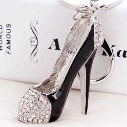 Keychains Lanyards Key Fob Keychain High Heel Shoe Shaped Creative Simulation Alloy Keyring Keychain Hanging Ornament Gift For Girls Women Gifts Y240510