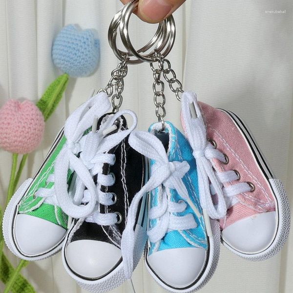 Keychains Lanyards Kelechains Creative 3D Toile de bassonnerie Sneaker Tennis Chaussure Keychain mignon Mini Sport Chaussures Pendantes Corbandons Car Simulation Car Sac à bande Trinket Holder