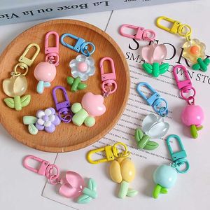 Keychains lanyards Koreaanse snoepkleur tulp hanger Keychain Bag Decoratieve hoofdtelefoonbox Decoratieve sleutelhanger modeauto sleutel accessoires Q240429