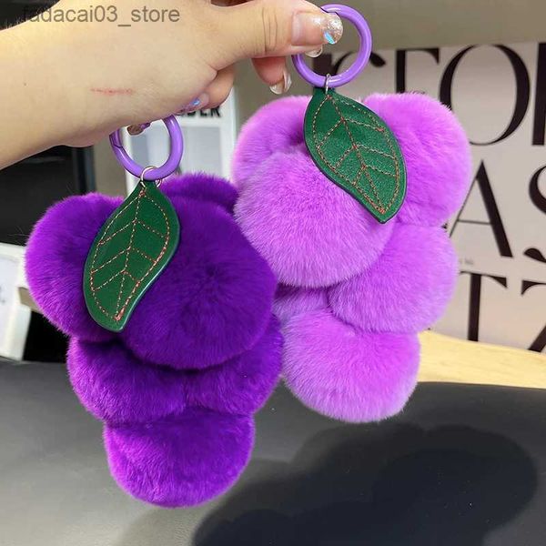 Porte-clés Longes Joli raisin Pom Poms porte-clés moelleux pompons porte-clés Rex lapin fourrure pompons porte-clés voiture porte-clés pendentif accessoires Q240201