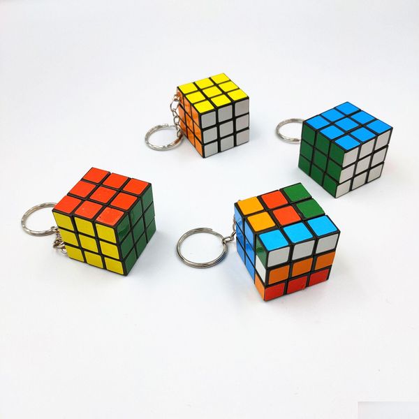 Porte-clés Longes Magic Cube Porte-clés Funny Hyperbole Puzzle S Charms Pendentif Porte-clés Mode Bijoux Cadeau Taille est Drop Livraison F Otuvn