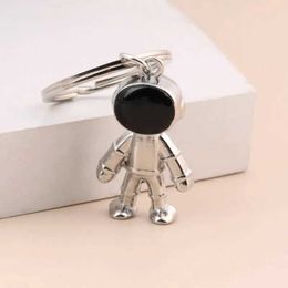 Keychains Lanyards Nuevo astronauta 3D Keychain Cosmonaut Key Ring Spaceman Rocket World Universo Chain Gift For Boyfriend Diy Jewelry Handmade Q240403