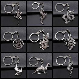 Keychains Lanyards Nouvelle mode Keychain Animal Dragon Gecko Lézard Dinosaure Snake Pendants DIY Car Key Chain Chain Ring Holder Souvenir pour cadeau Y240510