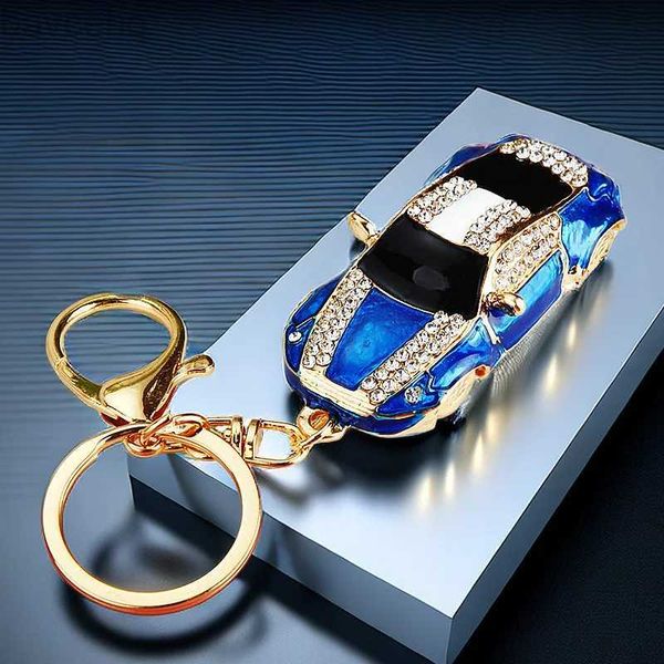 Keychains Lanyards Nouveaux hommes Nouveaux petits jouets Car High Quality Key Holder ACCESSOIRES MODE FEMMES HOT MEILLEUR BIENDRIE DE CADEAU D240417