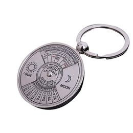 Keychains lanyards retro 50 jaar eeuwigdurende kalender sleutelhanger Sun Moon Compass Keyring Valentijnsdag paar cadeau metaal sleutelhanger dhfnu