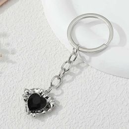 Keychains LANYARDS Romantic Crystal Hearts Love Rings para mujeres Decoración de bolsos de regalo de regalo de mujeres Joyas hechas a mano Q240403