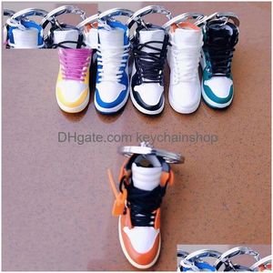 Porte-clés Longes Simation 3D Baskets Porte-clés Amusant Mini PU Chaussures De Basket-Ball Porte-clés DIY Doigt Accessoires De Planche À Roulettes Bijoux Pend DH530