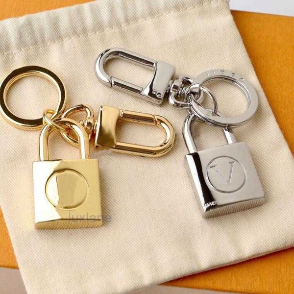 Keychains Lanyards Top Grad Gold Sier Keyring Designer Gold Lock Keychain Men Femmes Car Key Chain Fashion Joue Joueurs Amourts avec boîte cadeau V