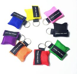 Porte-clés Longes Masque jetable entier Life Keychain Cpr Face Shield Portable Nécessité Multi Couleurs Disponibles