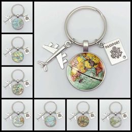Keychains Lanyards Map World Map Keychain Travel Exploration Glass Dome Cabachon Aircraft charme Pendant Prendant Menchain Mens and Womens Gift Jewelry Kechechain.Y240510