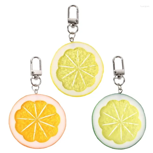 Keychains Clémons en forme de clés en forme de clés de fruits créatifs de fruits de fruits clés de charme de charme de simulation pendentif bijoux faits à la main pour les femmes F0S4