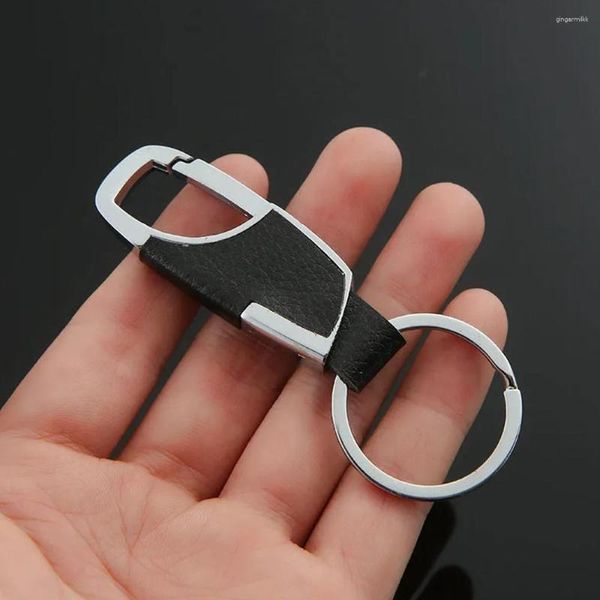 Porte-clés hommes porte-clés en cuir PU anti-perte affaires porte-clés de voiture en métal robuste taille simple porte-clés suspendus pour cadeaux de petit ami