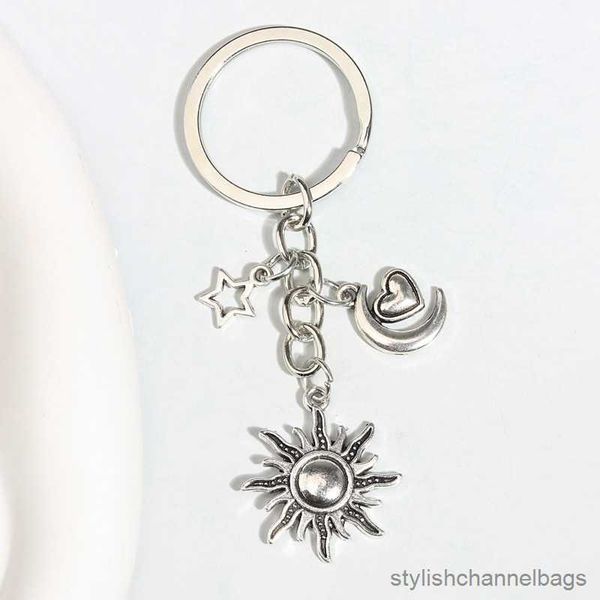 Porte-clés métal porte-clés soleil lune coeur étoile porte-clés nuit étoilée porte-clés amitié Souvenir cadeaux pour femmes hommes bijoux