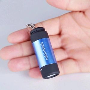 Keychains Mini Torches Keychain Torches Light USB Rechargeable LED Portable étanche Strong Small Torch Key Rague Bijoux