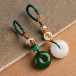 Keychains Natural White Green Jade Agats Stone Round Round Keychain tallado a mano Regalos de llaves de amuleto a mano para hombres mujeres