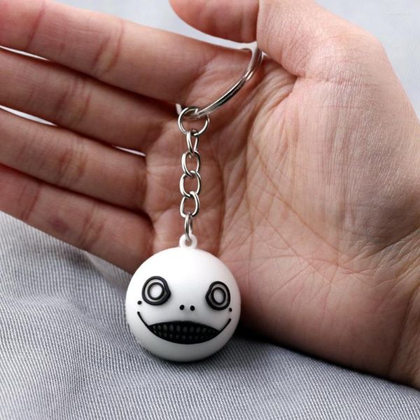 Llaveros NieR Automata Robot 2B Emil No.2 llavero de silicona para hombres y mujeres bola blanca llavero de goma Chaveiro Fans joyería coleccionable