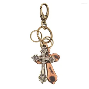 Porte-clés Nouveauté Véritable Cuir Alliage de cuivre Croix Porte-clés Porte-anneau Vintage Voiture Porte-clés Charme Sac Pendentif Christian Cadeau FY048