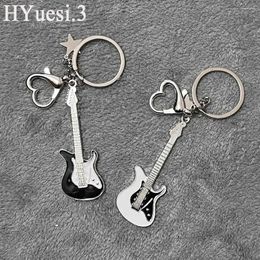 Porte-clés Punk Style Guitare Électrique Porte-clés Vintage Coeur Étoile Instrument Charmes Avec Porte-clés Pour Les Amateurs De Musique Sac Décor Cadeaux