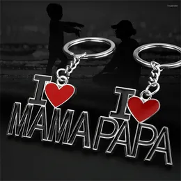 Porte-clés lettres «I Love Mama/Papa», breloques en métal, cadeau de fête des mères/pères, accessoires bibelots, cadeau de noël