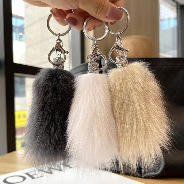 Keychains Real Fur Tail Pendant pour femmes Pompom Pompom Chaines clés Courte