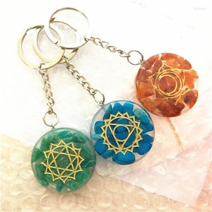 Sleutelhangers Reiki Natuursteen Afgebroken Grind Chakra Hand Chi Hanger Etnische Genezing Kristal Hars Sleutelhouder Accessoires