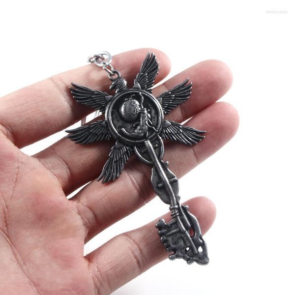 Llaveros Residents Evils 8 Village Llaveros Vintage Six-Winged Unborn Colgante Llavero Para Mujeres Hombres Llavero JewelryKeychains Emel22