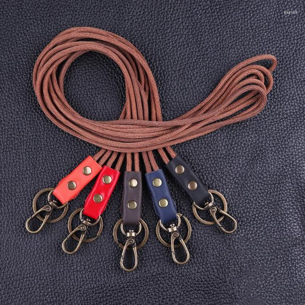 Porte-clés rétro longue lanière porte-clés hommes anti-perte marron nylon corde épaisse cuir de vachette porte-clés doux résistant à l'usure taille porte-clés