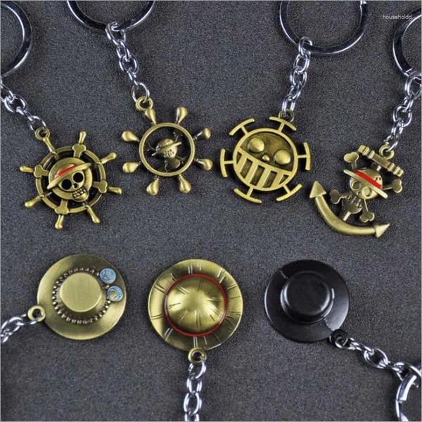 Porte-clés vente bricolage à la main porte-clés en métal japon dessin animé une pièce Mokey D Luffy chapeau gouvernail Zoro Nami Usopp Sanji Chopper