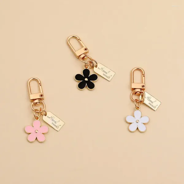 Keychains Small Daisy Flower Keychain pour femmes Bag Charm Chain Chain Car Ring Pendant Accessoires