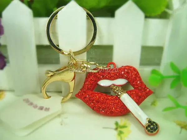 Keychains Fumar lápiz labial rojo Mujer Mujer Ringelón Diebre Diebre Camiseta Carretera Cadena de bolsas Regalo