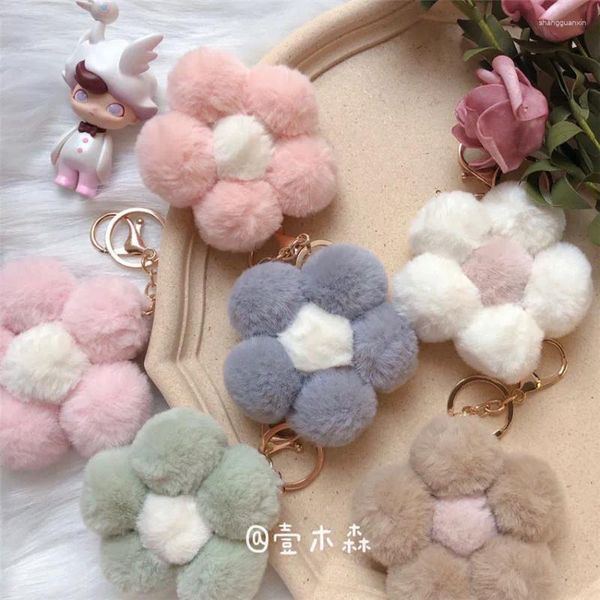 Keychains Sunflower Key Chain Pendant coloré Fashion Fonction confortable jouet peluche en peluche mignonne belle qualité du dimanche créatif de haute qualité fil Angora