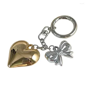 Keychains Sweet Cool Metal Metal Big Love Heart Bowknot Keychain Y2K Niche Sac rétro Pendre Accessoires pour femmes