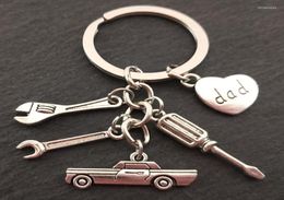 Keychains Tool Key Keying Mécanicien Keychain Gifts Amourage de voitures outils de cadeaux Père Père Stampe Hand Souvenir pour hommes Miri221041260