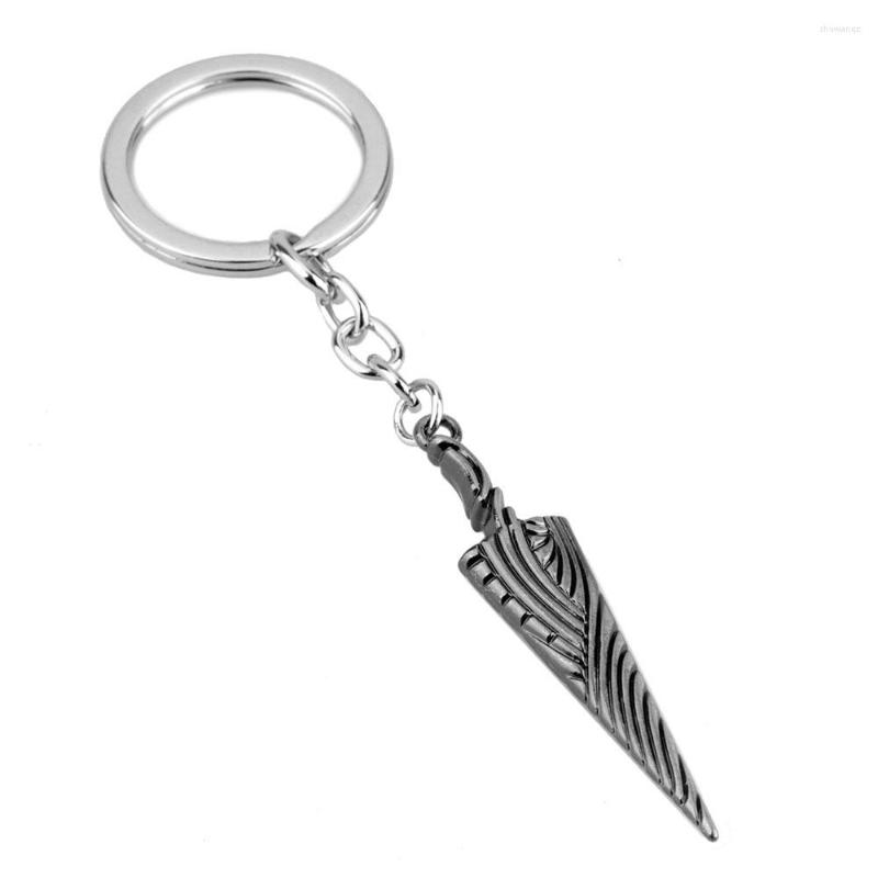 Keychains Vintage Hollow Knight Spike Shape Pendant Keychain For Men Women Carved Metal Key Ring Finder Fans Collectiable Jewelry Gift