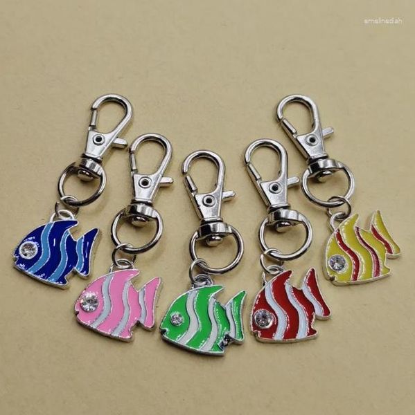 Keychains al por mayor de color mixto esmaltado pequeño pez mar de langosta giratoria de llave llave llave llave para joyas de bolsas de llavero