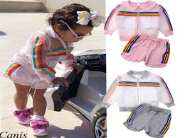 Vêtements pour enfants ensemble arc-en-ciel Stripe Transparent Coat Vest Shorts 3 PCS Girl Sun Protective Tentigs Vêtements d'été3749783