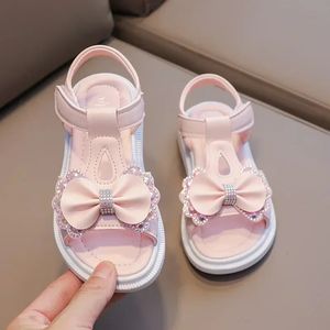 Kid Shoe Girl Soft Soles Casual modieuze prinsesschoenen Water Diamond Beach Boogvormige sandalen 240420