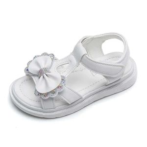 Kid zachte zolen Casual schoen modieuze prinses nieuwe waterdiamanten strandschoenen boogvormige meisje sandlias sandlias