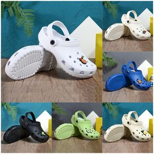 Sandalias para niños diseñadores para hombres Famosas marcas clásicas de marca Slides Salehe Bembury Cucumber Urchin Imprueba de verano Beach de verano Wading Slip-On Fingerprint Zapatos