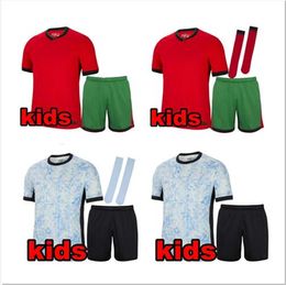 Kinderen 2024 voetbalkits trainingspakken Portugal voetbaljersey Bruno Fernandes Diogo J. Danilo Portugal 22 23 24 Joao Felix voetbalhirt Bernardo Kid Footbal Kit