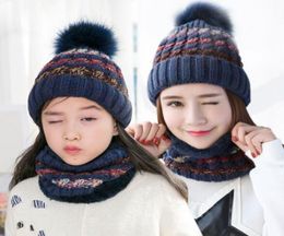 Enfants adultes épais chapeau d'hiver chaud pour les femmes câble extensible doux tricoté Pom Poms bonnets chapeaux femmes 039s Skullies bonnets fille Sk8710594