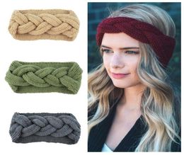 Enfants adultes épais chauds chauds chapeau pour les femmes à câble extensible doux tricoté pom pom poms chapeaux femmes 039s skullies beanies girl sk1096632